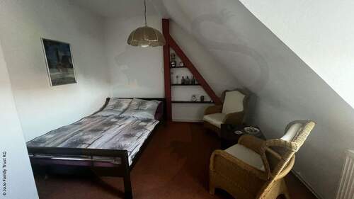 DG_Mansardenzimmer1.jpg - 