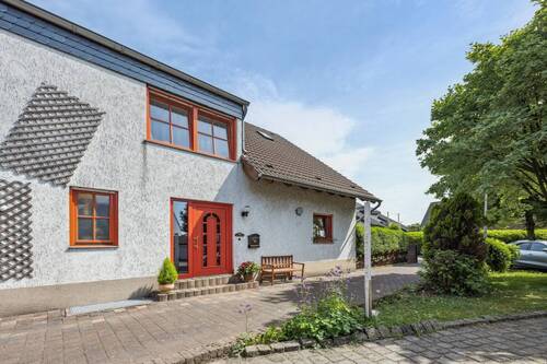 18729_02 - 5 Zimmer Doppelhaushälfte zum Kaufen in Rommerskirchen / Widdeshoven