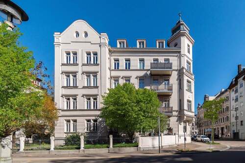 Gebäudeansicht - ALTBAUCHARME IN LEIPZIG-GOHLIS Gehobene 3-Raum-Wohnung mit Balkon und Parkettboden