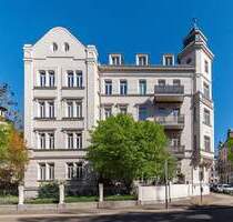 ALTBAUCHARME IN LEIPZIG-GOHLIS Gehobene 3-Raum-Wohnung mit Balkon und Parkettboden