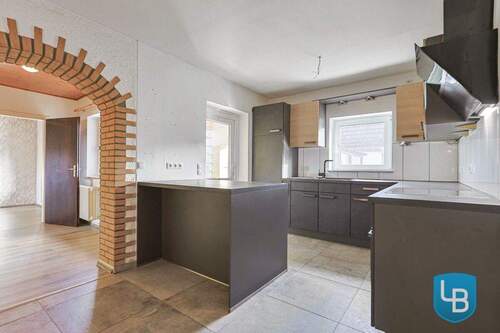 Großzügige Abstellflächen - 