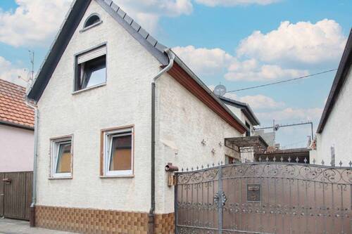 Ansicht - Wohnglück schaffen und erweitern in Gimbsheim: EFH mit Renovierungsbedarf und Anbau im Rohbau