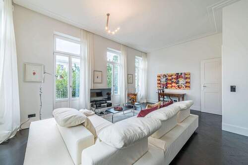 Wohnzimmer - 2 Zimmer Etagenwohnung zur Miete in Frankfurt am Main
