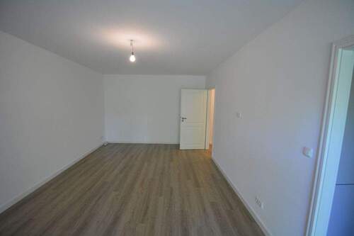 Wohn/Schlafzimmer - 1 Zimmer Etagenwohnung zur Miete in Hamburg