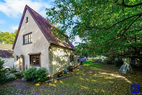 Vorderansicht Garten - Einfamilienhaus mit 110,00 m&sup2; in Bremen zum Kaufen