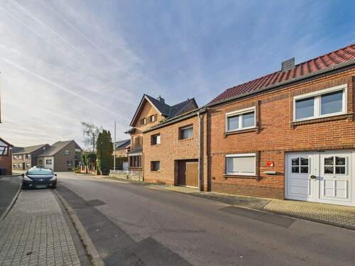 Straßenansicht - 1 Zimmer Einfamilienhaus zum Kaufen in Weilerswist