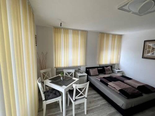 Wohnen mit Schlafmöglichkeit - 