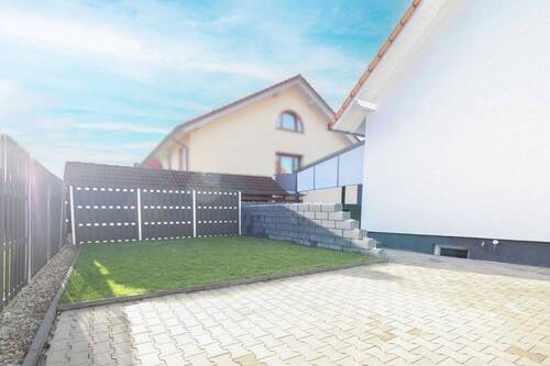 14 Garten hinten - 