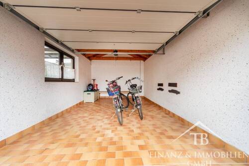 Garage - 