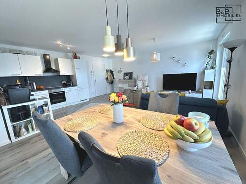 Wohnen - B&B Immobilien : Moderne 2-Zimmer-Wohnung in begehrter Höhenlage - Neubaugebiet Castelnau Mattheis