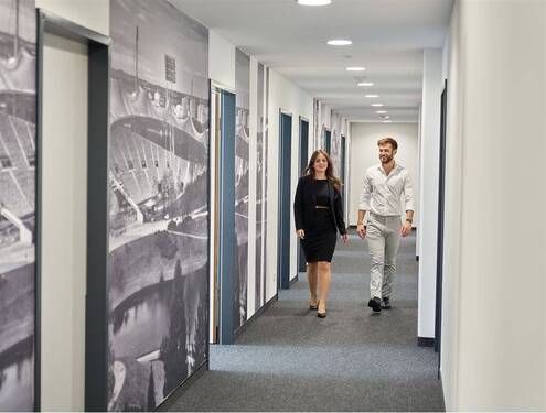 Büro - Büro mit 28,00 m&sup2; in Hallbergmoos zur Miete