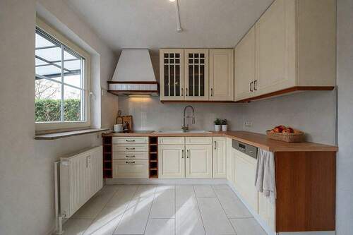 200-8935_Küche_gestaged - 1 Zimmer Etagenwohnung in Elmshorn