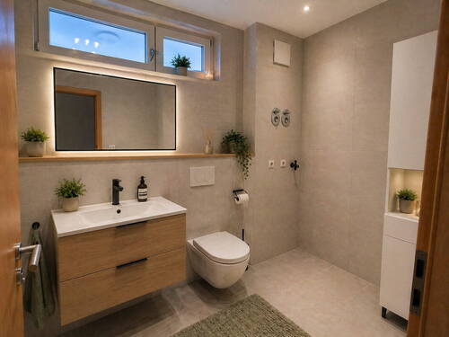 Bad mit Badewanne Staging - 