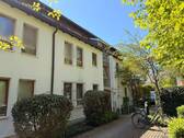 Gepflegte Außenanlage - 
