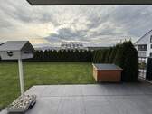 Garten Terrasse - Neuwertige 3 Zimmer Erdgeschoss-Wohnung mit Garten