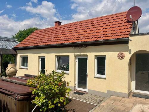 Gartenhaus 2 Räümen/Dusche rechts Eingang Garage - 