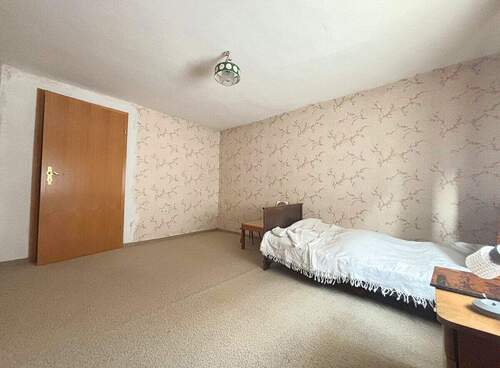 Zimmer 2 OG - 
