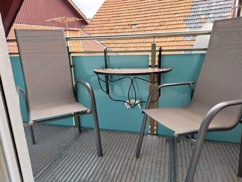 .... kleinem Balkon. - 
