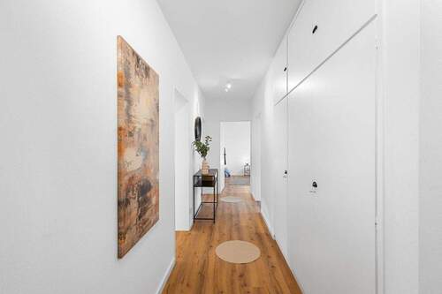 Gang - 4 Zimmer Etagenwohnung zum Kaufen in Straubing