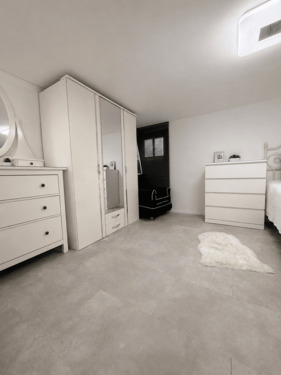 Schlafzimmer Keller 1.png - 