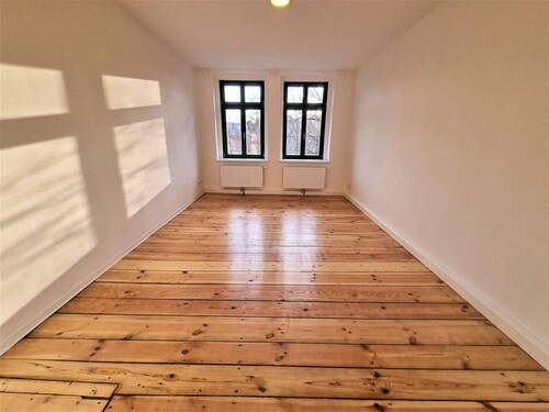 Zimmer mit Dielenboden - 3 Zimmer Etagenwohnung zur Miete in Görlitz