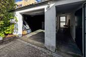 Durchgang / Garage - 