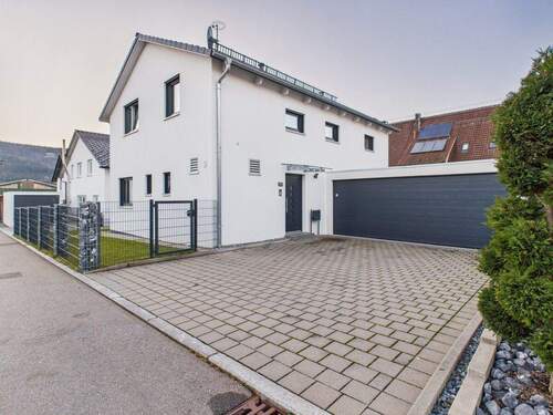 Eingangsbereich - 5 Zimmer Einfamilienhaus zum Kaufen in Balgheim