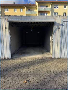 Garage mit eignem Grundbuch - 