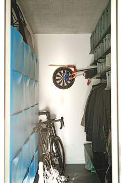 Abstellraum / Garderobe im EG - 