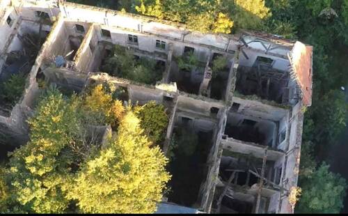 Vogelperspektive - 2 Zimmer Mehrfamilienhaus, Wohnhaus zum Kaufen in Bandelin