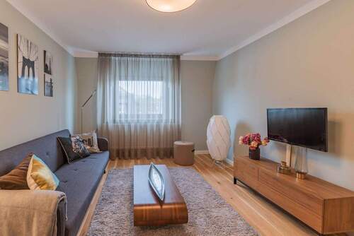 Wohnen - 2 Zimmer Etagenwohnung in Frankfurt am Main