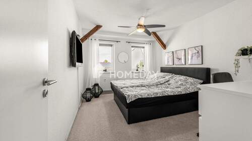 2. OG Schlafzimmer 2 1 - 