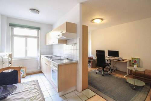 Wohnbereich - 2 Zimmer Etagenwohnung zum Kaufen in Ludwigsburg