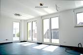 Bestand_Brühlstraße_ Wohnbereich - 4 Zimmer Etagenwohnung in Nürtingen / Neckarhausen