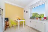 Küche mit Fenster - 