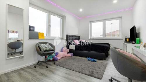 1. OG Kinderzimmer 1 2 - 