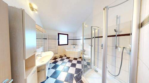 01182026_080055 - Einfamilienhaus mit 210,00 m&sup2; in Neidlingen zur Miete