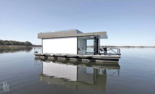 Aussenansicht - 2 Zimmer Mehrfamilienhaus, Wohnhaus in Werder (Havel)