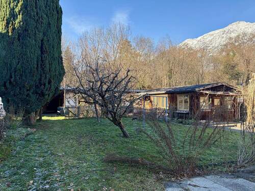 Gebäude im Garten - Grundstück zum Kaufen in Bad Reichenhall