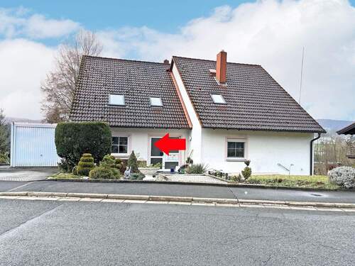 Außenansicht - 2 Zimmer Etagenwohnung zum Kaufen in Kulmbach