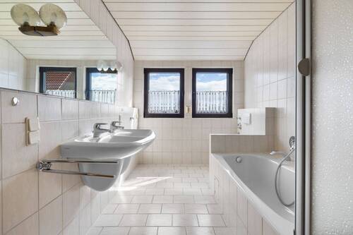 Badezimmer im DG - 