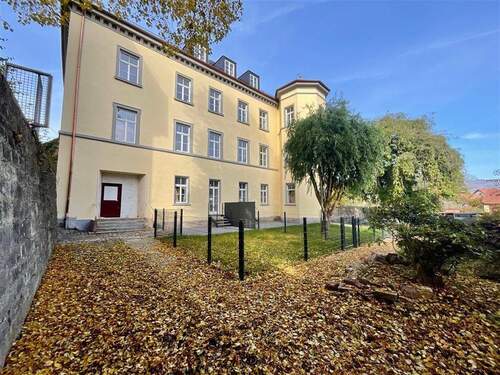 Einzeldenkmal mit Haupteingang - 4 Zimmer Etagenwohnung zur Miete in Bad Brückenau