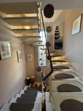 Treppenaufgang Flur - 