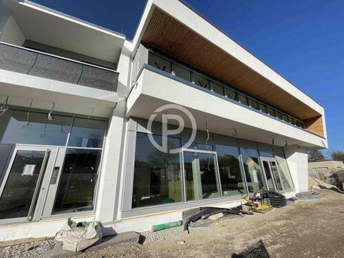 Einheit L3 Personaleingang - Neubau: Praxisfläche mit guter Verkehrsanbindung in Weinstadt