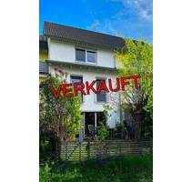 VERKAUFT ! Reihenmittelhaus in zentraler Wohnlage in Breisach ! - Breisach am Rhein