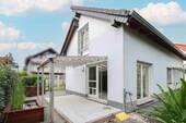 Garten - Modernisiertes Einfamilienhaus in ruhiger, zentraler Lage - gepflegt, effizient und bezugsbereit