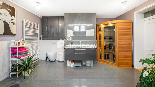 1. OG Badezimmer 2 3 - 