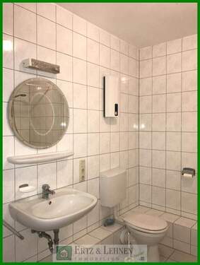 Badezimmer - Etagenwohnung mit 88,00 m&sup2; in Wittlich-Bombogen zur Miete