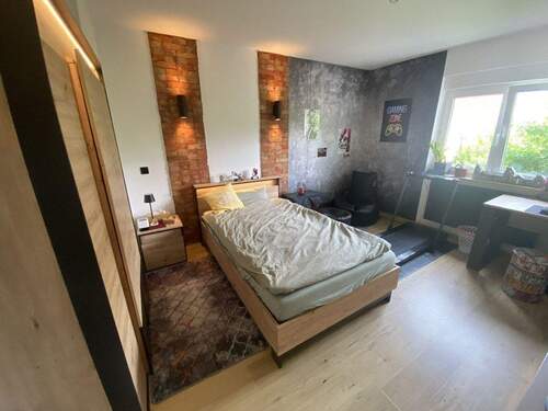 Jugendzimmer im Erdgeschoss - 