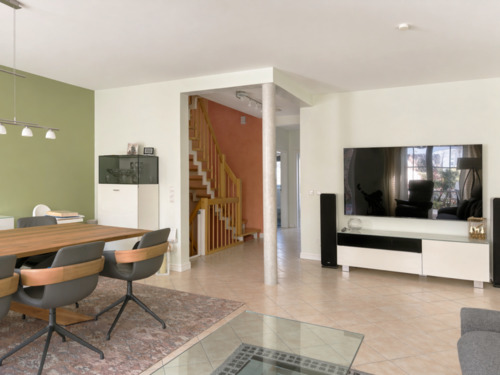 Wohnzimmer - Reihenmittelhaus mit 155,50 m&sup2; in Bielefeld zum Kaufen